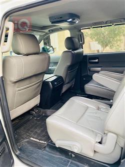 تۆیۆتا سیکۆیا